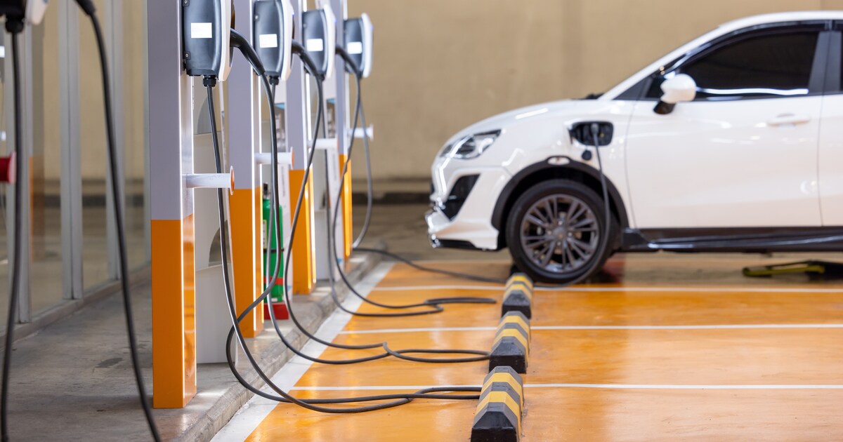 Kebijakan EV Malaysia: Tarif & Peluang Automaker Lokal
